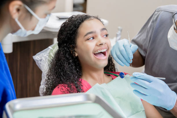 Best Emergency Dentist for Knocked-Out Tooth in Clinton, SC